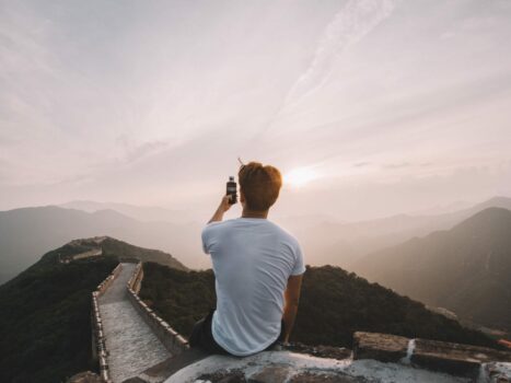, How to Attract Solo Travelers to Your Hotel or B&#038;B, Odysys